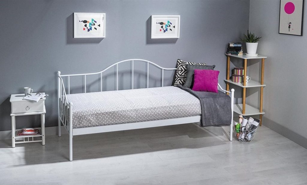 Металлические кровати