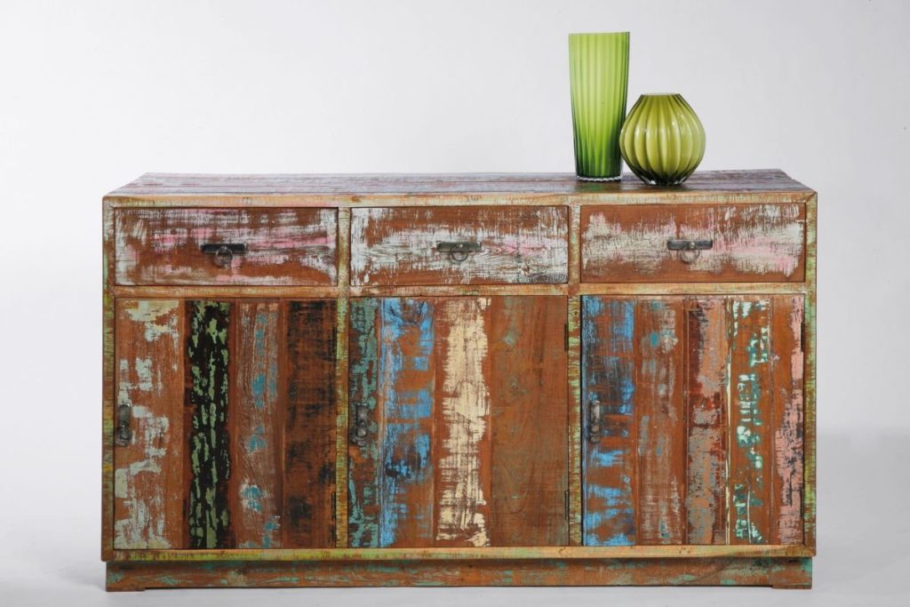 Реставрация старой мебели